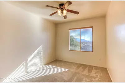 8273 N Amber Burst Drive, Tucson, AZ 85743 - Photo 33