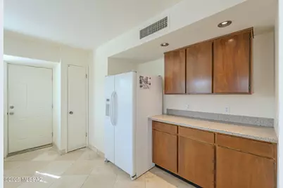 568 W Paseo Solana, Green Valley, AZ 85614 - Photo 11