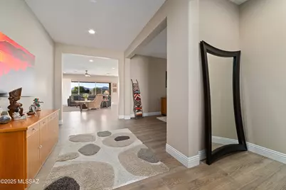 13725 N Hidden Springs Drive, Oro Valley, AZ 85755 - Photo 9