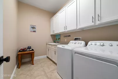 13725 N Hidden Springs Drive, Oro Valley, AZ 85755 - Photo 25