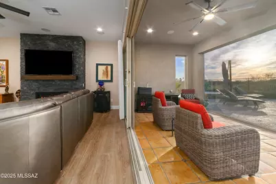 13725 N Hidden Springs Drive, Oro Valley, AZ 85755 - Photo 11