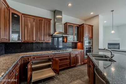 12373 N Fallen Shadows Drive, Marana, AZ 85658 - Photo 25