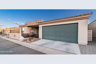1149 W Calle Trio Los Panchos, Sahuarita, AZ 85629 - Photo 1