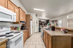 6425 W Pima Mine Rd, Sahuarita, AZ 85629 - Photo 11