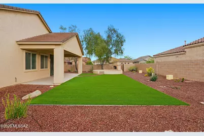 12692 N Sunrise Shadow Drive, Marana, AZ 85658 - Photo 9