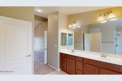 984 E Stronghold Canyon Lane, Sahuarita, AZ 85629 - Photo 9