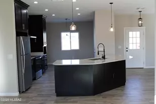 241 S Atlanta Pl, Vail, AZ 85641 - Photo 5