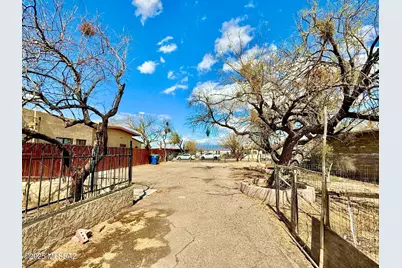 1231 Ontario Street #n/a, Tucson, AZ 85745 - Photo 3