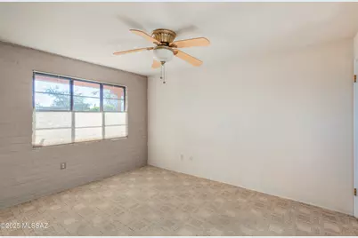 146 S Paseo Tierra #APT B, Green Valley, AZ 85614 - Photo 15