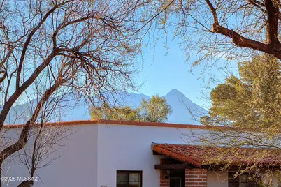 146 S Paseo Tierra #APT B, Green Valley, AZ 85614 - Photo 7