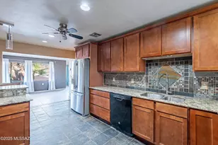 2671 W Tolosa Cir, Tucson, AZ 85746 - Photo 23