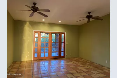 1701 S Palm Springs Circle, Tucson, AZ 85710 - Photo 3