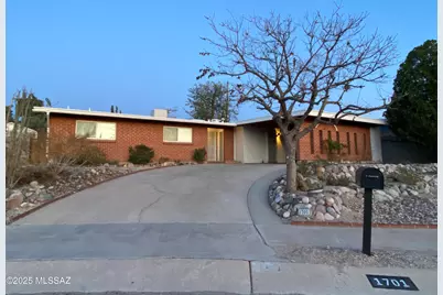 1701 S Palm Springs Circle, Tucson, AZ 85710 - Photo 1