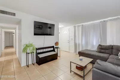 7231 E Pomegranate Street, Tucson, AZ 85730 - Photo 9