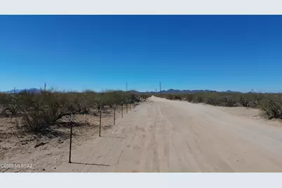 12715 Snyder Hill Road #33, Tucson, AZ 85735 - Photo 1