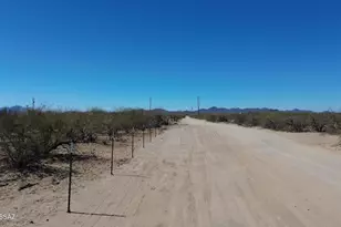 12715 Snyder Hill Rd, Tucson, AZ 85735 - Photo 1