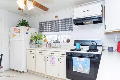 925 N Santa Cruz Street, Nogales, AZ 85621 - Photo 9