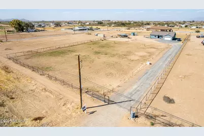 11082 E Arizona Farms Road, Florence, AZ 85132 - Photo 9