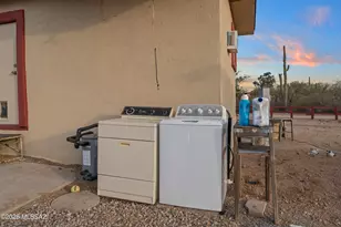 9160 W Lazy Be Pl, Tucson, AZ 85735 - Photo 15