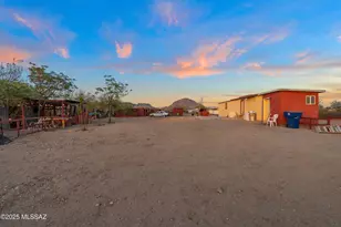 9160 W Lazy Be Pl, Tucson, AZ 85735 - Photo 25