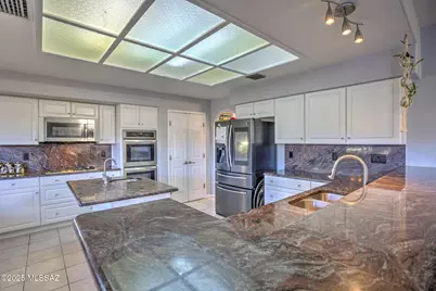 11018 N Mountain Breeze Drive Drive, Tucson, AZ 85737 - Photo 19