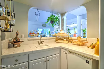 11018 N Mountain Breeze Drive Drive, Tucson, AZ 85737 - Photo 17