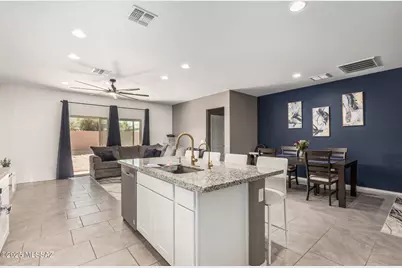 12437 W Lilliston Way, Marana, AZ 85653 - Photo 13