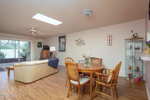 832 W Calle Del Regalo, Green Valley, AZ 85614 - Photo 9