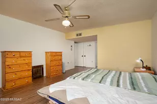 832 W Calle Del Regalo, Green Valley, AZ 85614 - Photo 13