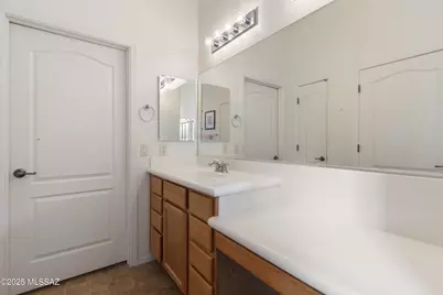 2057 W Acacia Bluffs Drive, Green Valley, AZ 85622 - Photo 23