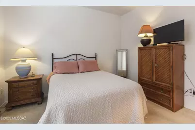 2057 W Acacia Bluffs Drive, Green Valley, AZ 85622 - Photo 15