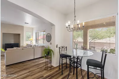 2057 W Acacia Bluffs Drive, Green Valley, AZ 85622 - Photo 9