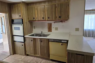 201 W Rama Dr, Green Valley, AZ 85614 - Photo 5