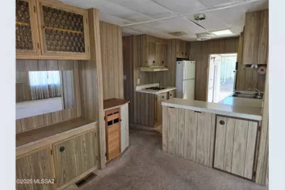 201 W Rama Drive, Green Valley, AZ 85614 - Photo 7