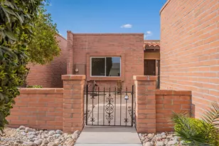 1594 W Calle Hacienda, Green Valley, AZ 85622 - Photo 3