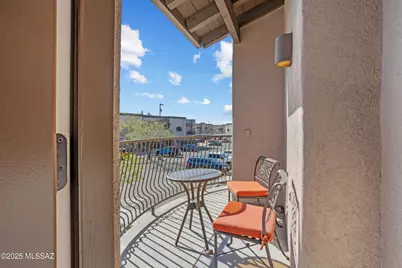 2018 E River Road #UNIT 203, Tucson, AZ 85718 - Photo 7