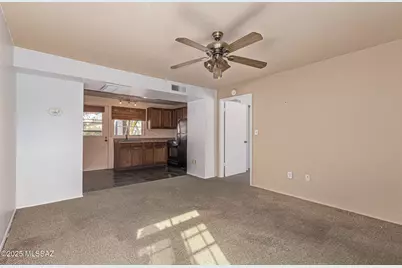 290 S Paseo Aguila #UNIT C, Green Valley, AZ 85614 - Photo 7