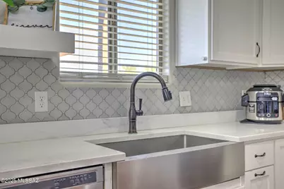 7580 W Ranchers Drive, Tucson, AZ 85757 - Photo 9