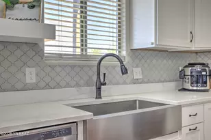 7580 W Ranchers Dr, Tucson, AZ 85757 - Photo 9