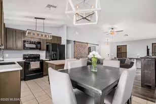 758 W Calle Ormino, Sahuarita, AZ 85629 - Photo 9