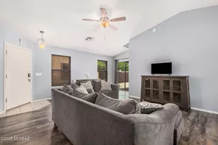 758 W Calle Ormino, Sahuarita, AZ 85629 - Photo 7