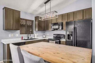 758 W Calle Ormino, Sahuarita, AZ 85629 - Photo 11