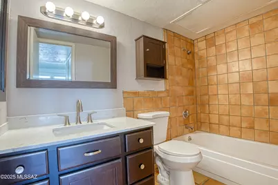 1600 N Wilmot Road #UNIT 327, Tucson, AZ 85712 - Photo 9