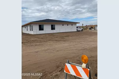 102 S Montgomery Avenue, Vail, AZ 85641 - Photo 7