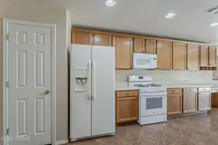 8185 S Placita Gijon, Tucson, AZ 85747 - Photo 7