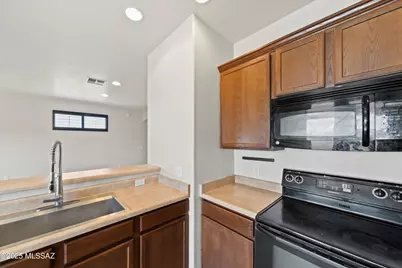 10402 S Cutting Horse Drive, Vail, AZ 85641 - Photo 15