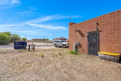 399 American E, Oracle, AZ 85623 - Photo 37