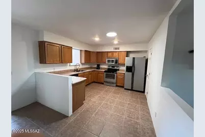 132 E La Espina, Green Valley, AZ 85614 - Photo 9