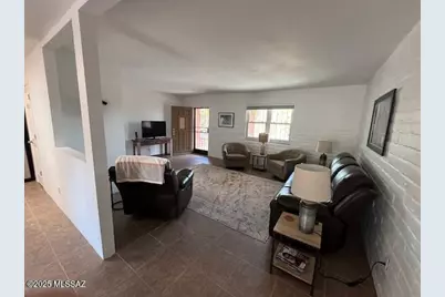 132 E La Espina, Green Valley, AZ 85614 - Photo 7