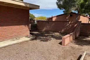 132 E La Espina, Green Valley, AZ 85614 - Photo 29